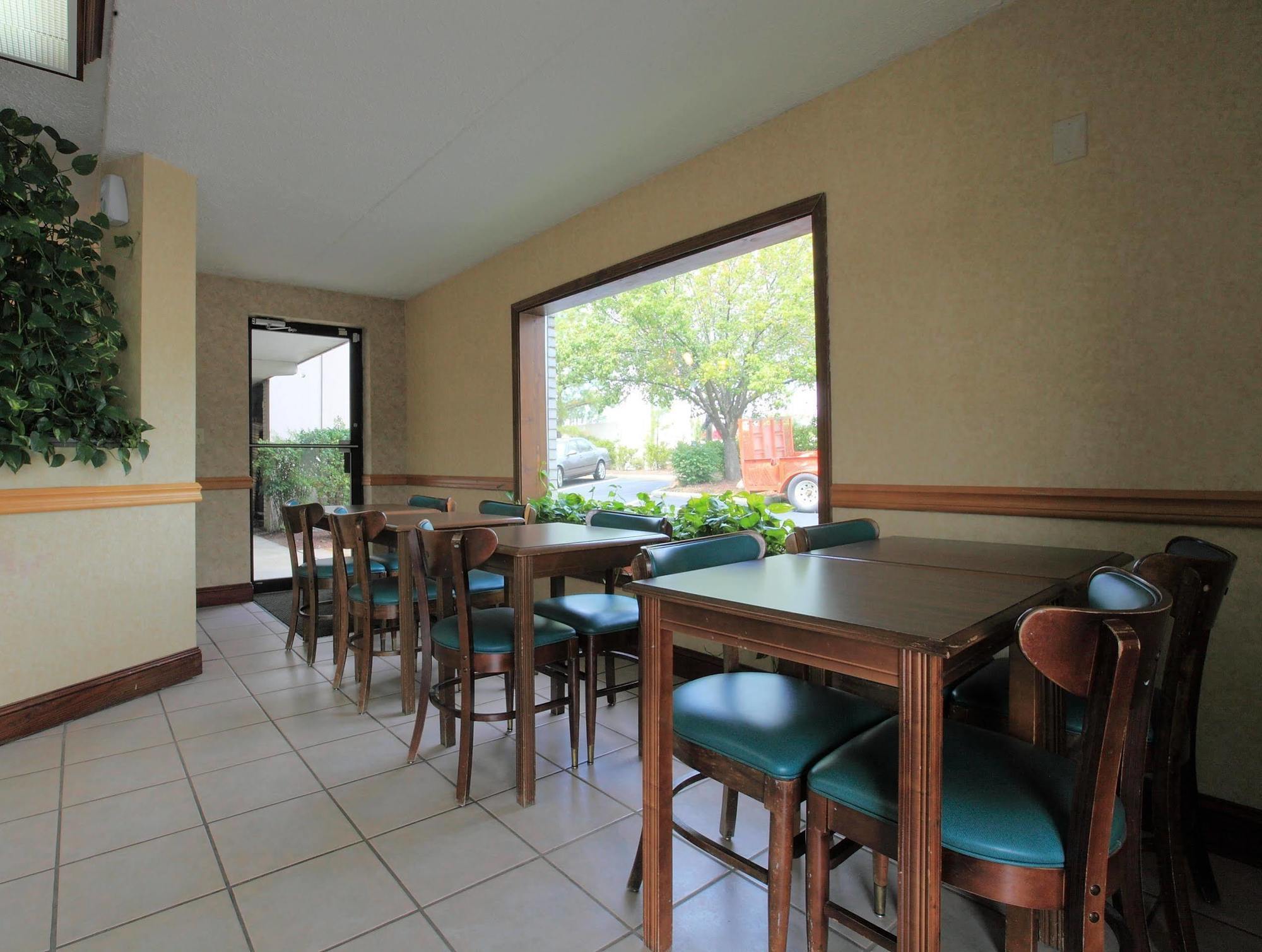 Americas Best Value Inn North Capital Raleigh Kültér fotó
